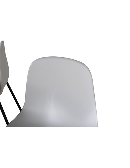 Matgrupp Estelle med Arctic matstolar, 140 × 90 cm