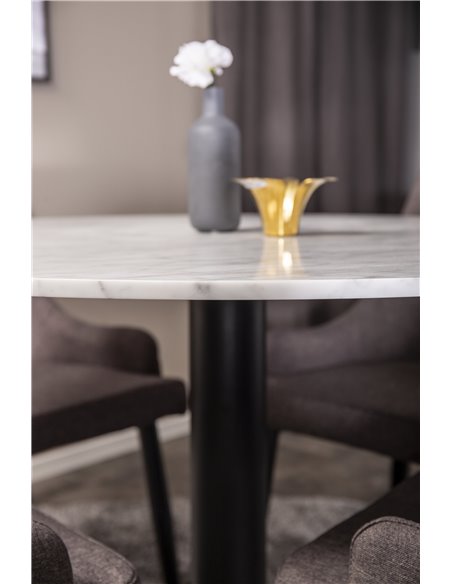 Matgrupp Estelle med Plaza matstolar