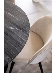 Matgrupp Estelle med Velvet matstolar